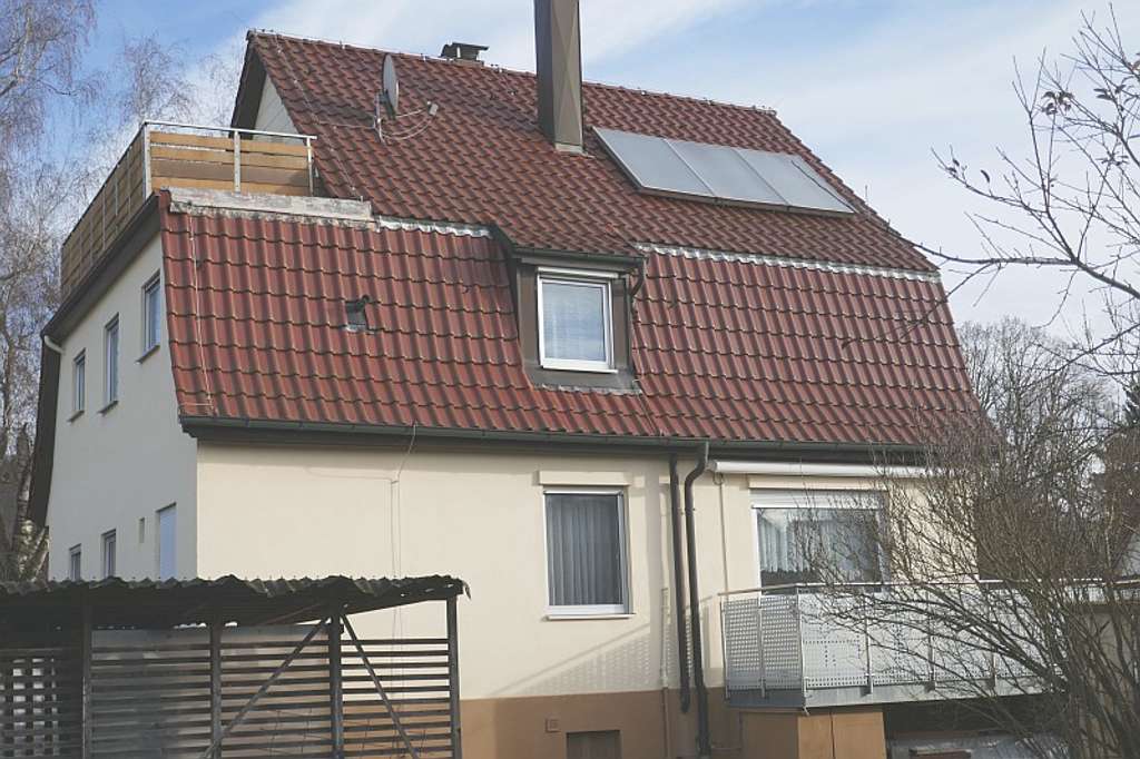 Immobilie in Urbach - URBACH - EINFAMILIENHAUS IN SONNIGER WOHNLAGE,DOPPELGARAGE U. GROßES GRUNDSTÜCK - Bild 0