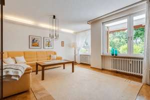 Lichtdurchflutetes Wohnen mit sonniger Westterrasse und Blick ins Grüne – Die vollständige Adresse der Immobilie erhältst du vom Anbieter., 22589 Sülldorf, Hamburg – Vorschaubild 2