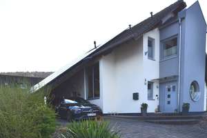 Das Haus Ihrer Träume. Bezugsfertig
EFH mit Carport in Höxter  – Die vollständige Adresse der Immobilie erhältst du vom Anbieter., 37671 Höxter – Vorschaubild 2