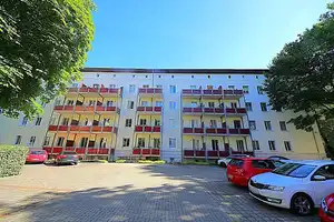 2-Zi.-WE mit Balkon u. Pkw Stellplatz in zentraler ruhiger Altstadtlage nahe Kulturhist.  Museum – Anhaltstraße 9, 39104 Magdeburg – Vorschaubild 3