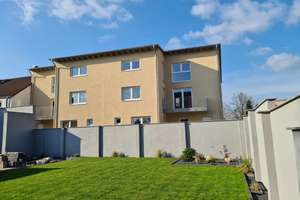 Einziehen und Wohlfühlen! Haushälfte mit Fußbodenheizung, Garage und Garten zu verkaufen! – Hallesche Straße 27, 6120 Lieskau – Vorschaubild 5