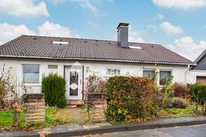 Ideal für Familien - Zweifamilienhaus mit großem Garten & Ausbaureserve im DG auf Erbpachtgrundstück – Die vollständige Adresse der Immobilie erhältst du vom Anbieter., 58119 Hohenlimburg (Ortsteil), Hagen – Vorschaubild 1