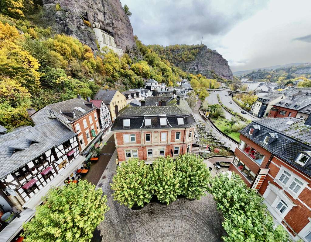 Repräsentatives Wohn- und Geschäftshaus - 1A Lage am Marktplatz -  459 qm