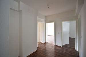 Idealer Grundriss! Bezugsfreie 3-Zi-Whg mit Balkon in KR-City – Westparkstraße 60, 47803 Kempener Feld/Baackeshof, Krefeld – Vorschaubild 3