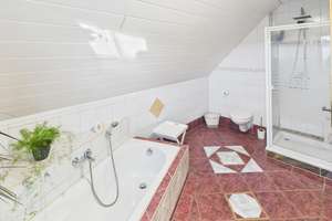 ***Wohnhaus mit zwei Gebäudeteilen in Obersuhl zu verkaufen*** – Die vollständige Adresse der Immobilie erhältst du vom Anbieter., 36208 Wildeck – Vorschaubild 14