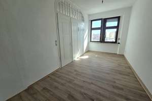 6 Zimmer, 150 m² & Altbauflair – Großzügiges Wohnen im Herzen von Bad Rodach – Die vollständige Adresse der Immobilie erhältst du vom Anbieter., 96476 Bad Rodach – Vorschaubild 3