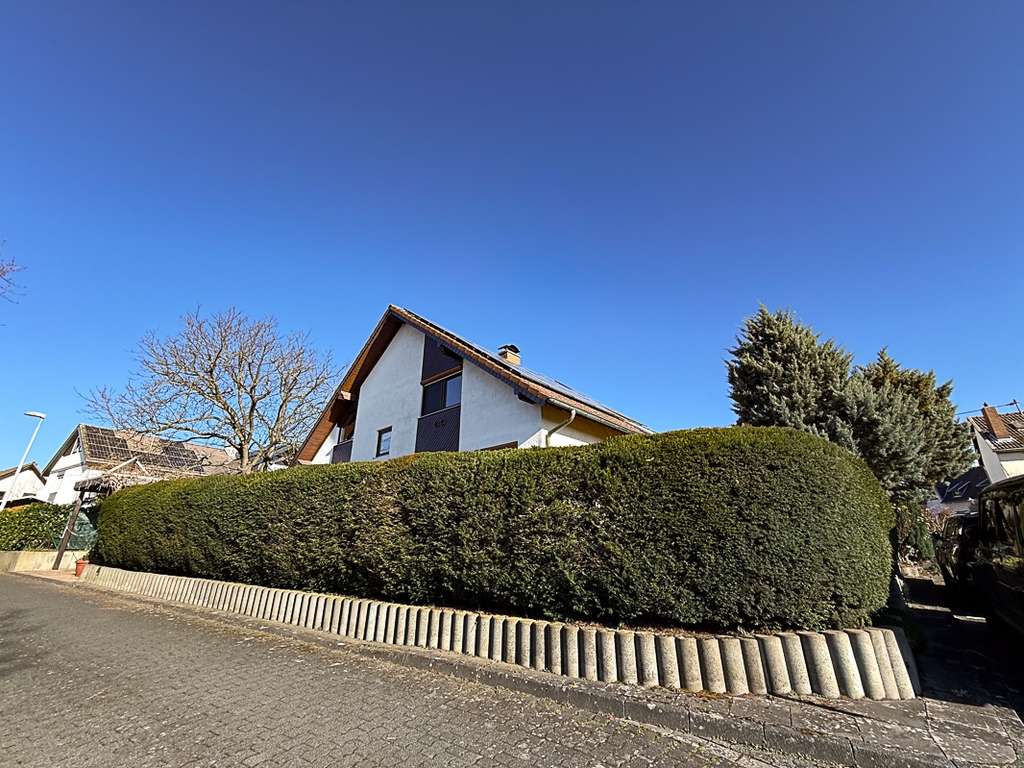 Immobilie in Erpel - Charmantes freistehendes Wohlfühleinfamilienhaus auf wunderschönem Grundstück in Au - Bild 3