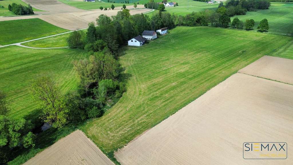 Immobilie in Obertaufkirchen - Liebhaberobjekt in traumhafter Grünlage - Bild 0