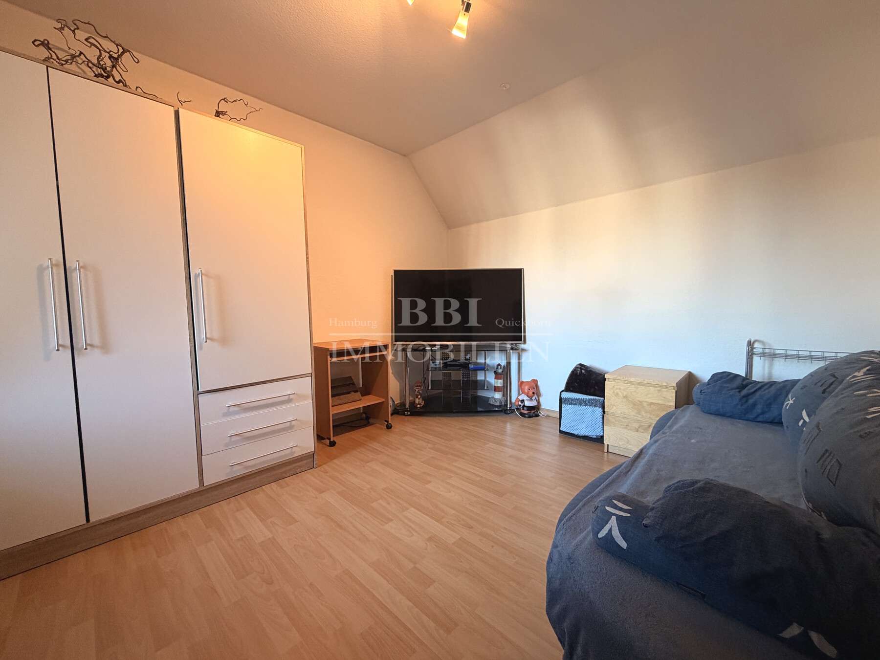 Immobilie in Hasloh - Vermietetes Mittelreihenhaus mit gutem Grundriss und Weitblick  - Kapitalanleger aufgepasst! - Bild 0