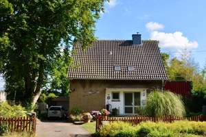 Großzügiges Gartenparadies mit freistehendem Einfamilienhaus -Ideal für Familien und Tierhaltung- – Im Haselbusch 56, 47447 Bettenkamp, Moers – Vorschaubild 5