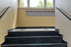 Geräumige 2-Zimmer Wohnung in Forstenried mit Balkon und viel Potential! – Die vollständige Adresse der Immobilie erhältst du vom Anbieter., 81476 Forstenried, München – Vorschaubild 3