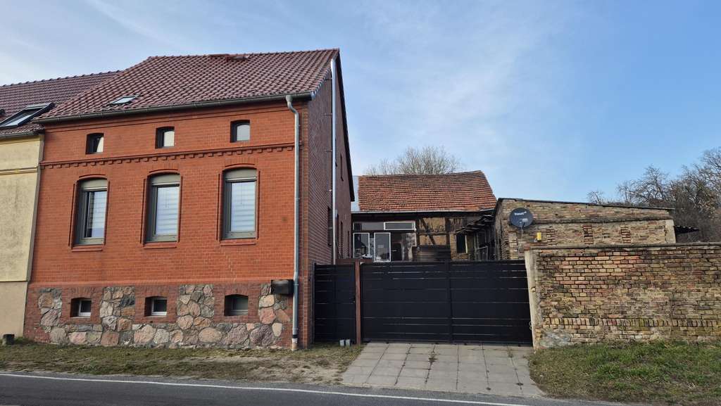 Immobilie in Dahme/Mark - Frisch saniertes Haus mit Restarbeiten - Bild 1