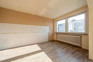 Barrierearme 2,5-Zimmer-Wohnung mit Aufzug und zwei Balkonen in zentraler Innenstadtlage – Die vollständige Adresse der Immobilie erhältst du vom Anbieter., 46236 Stadtmitte, Bottrop – Vorschaubild 8