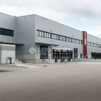 Gepflegte Lagerhalle bei Freiburg an der A5