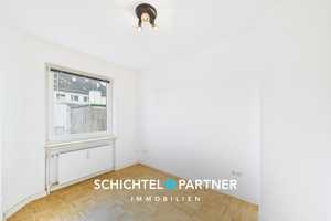 Hastedt | Mehrparteienhaus mit zwei Wohneinheiten und  großer Lagerhalle – Bremen – Vorschaubild 15