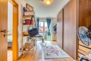 Großes Einfamilienhaus mit Einliegerwohnung in begehrter Wohnlage von Nikolausberg zur Miete – Die vollständige Adresse der Immobilie erhältst du vom Anbieter., 37077 Nikolausberg, Göttingen – Vorschaubild 9