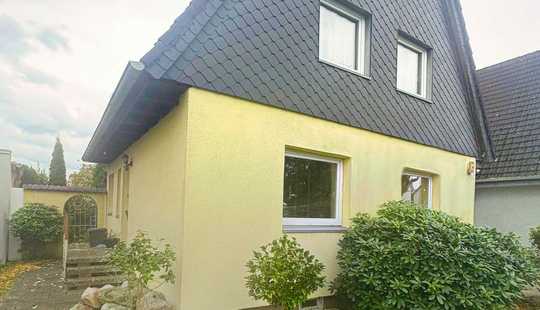 Bild von Bramfeld: 119 m² Wohnkomfort + 24 m² Studio-Bonus auf 624 m² Südgrundstück