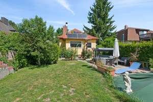Grün, ruhig und modernisiert - Einfamilienhaus mit Pool & Kamin in Berlin-Tegel – Die vollständige Adresse der Immobilie erhältst du vom Anbieter., 13507 Tegel, Berlin – Vorschaubild 10