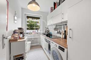 Charmante 2-Zimmer-Wohnung mit Balkon in begehrter Lage von München-Bogenhausen! – Die vollständige Adresse der Immobilie erhältst du vom Anbieter., 81927 Englschalking, München – Vorschaubild 7