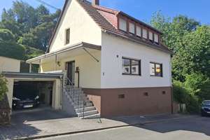 Viel Platz für Ihre Ideen: Saniertes Einfamilienhaus in Saarbrücken