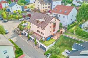 Wohlfühlhaus für drei Parteien – gepflegt, geräumig, generationsübergreifend" – Karlsruhe (Kreis) – Vorschaubild 3