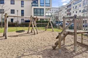 Ab Oct. Barrierefreie 3-Zimmer-Wohnung in Berlin-Lichtenberg – hochwertige Einbauküche, Parkettbode – Die vollständige Adresse der Immobilie erhältst du vom Anbieter., 10367 Lichtenberg (Ortsteil), Berlin – Vorschaubild 3