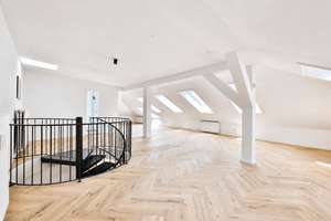 Bezugsfreie, exklusive Maisonette-Wohnung mit Dachgeschoss am Schloss Charlottenburg! – Die vollständige Adresse der Immobilie erhältst du vom Anbieter., 10585 Charlottenburg, Berlin – Vorschaubild 23