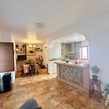 Reihenhaus 5 Schlafzimmer Terrasse und Solarium in Guaro