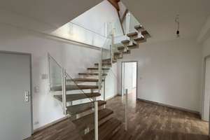 Stilvolle Maisonette-Wohnung mit Kamin, Balkon und viel Wohngefühl in Leipheim