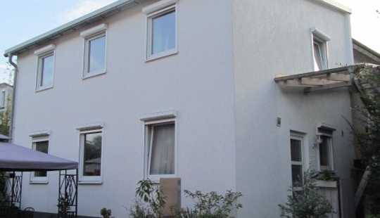 Bild von 3 Häuser – 6 Einheiten – 456 m² Wohnfläche auf großem Grundstück in Seeheim-Jugenheim (Malchen)