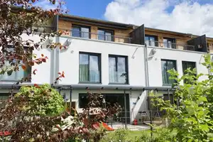 Wunderbares Reihenmittelhaus in ruhiger und verkehrsgünstiger Lage – Aichach-Friedberg (Kreis) – Vorschaubild 1