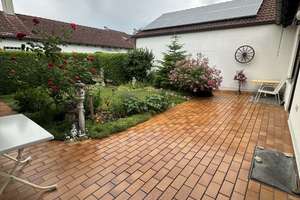Schönes, Zentrales Bungalow mit zwei separaten Eingängen zu Verkaufen – Erhart- Kästner- Str. 31B, 86161 Wolfram-und Herrenbachviertel, Augsburg – Vorschaubild 8