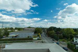 Super schöne 3-ZW,  Penthouse mit Skylineblick, moderne  Einbauküche, umlaufender Balkon – 65936 Sossenheim, Frankfurt am Main – Vorschaubild 7