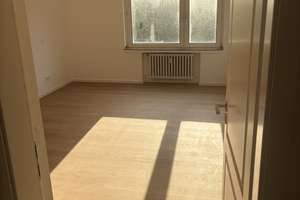 Helle 3-Zimmer-Wohnung | Erstbezug nach Komplettsanierung | nahe Brüsseler Platz | Südbalkon – Moltkestraße 91, 50674 Neustadt/Nord, Köln – Vorschaubild 4