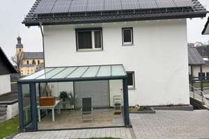 6 Zimmer auf 2 Etagen, Sommergarten & separate Garage – energieeffizient, befristet bis Juli 2027 – Die vollständige Adresse der Immobilie erhältst du vom Anbieter., 65618 Selters (Taunus) – Vorschaubild 2