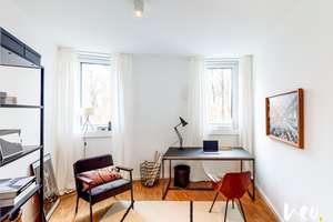 Masterbedroom, EBK, Wannenbad, Gäste-WC und Südbalkon – Hermann-Weinhauser-Straße 63, 81673 Echarding, München – Vorschaubild 7
