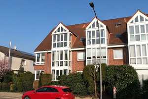 Charmante Maisonette-Wohnung mit Stellplatz in einem gepflegten Mehrfamilienhaus