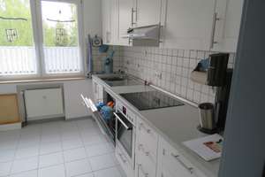 Lichtdurchflutete 3 Zimmer Wohnung mit Loggia, weißem Bad und Einbauküche im 4. OG in Bochum-Höntrop – Carl-Bosch-Straße 16, 44869 Höntrop, Bochum – Vorschaubild 7