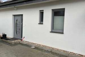 Traumhaftes Wohnen mit Halle für Ideen