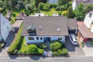 Charmantes 2 Familienhaus mit viel Platz und großem Garten in Bestlage von Zirndorf - Weiherhof – Die vollständige Adresse der Immobilie erhältst du vom Anbieter., 90513 Zirndorf – Vorschaubild 4