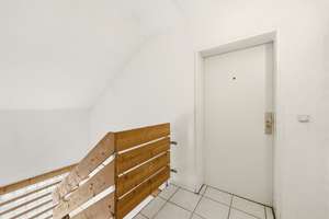 2-Zimmer-Dachgeschosswohnung mit Südwestbalkon und offenem Wohnkonzept in Gilching – Die vollständige Adresse der Immobilie erhältst du vom Anbieter., 82205 Gilching – Vorschaubild 3