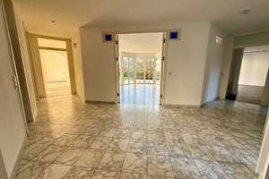 Repräsentative Stadtvilla auf außergewöhnlichem Grundstück nahe der Prinzregentenstraße – Die vollständige Adresse der Immobilie erhältst du vom Anbieter., 83022 Nord, Rosenheim – Vorschaubild 15