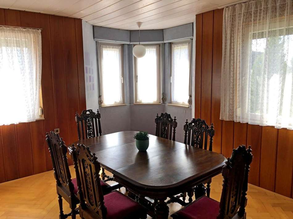 1.St. Wohnzimmer Erker