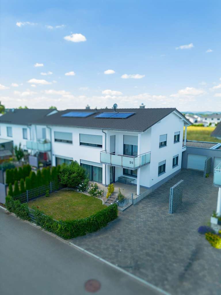 Immobilie in Schwendi - Lichtdurchflutet mit Stil und Qualität - Bild 2