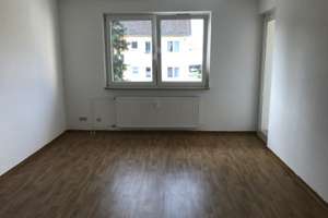 Erstbezug nach Sanierung - 2,5-Zimmerwohnung mit neuen Bodenbelägen – Vogelsbergstraße 13, 36381 Schlüchtern – Vorschaubild 2