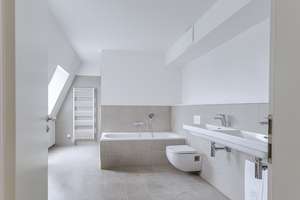 Maisonette-Charme trifft Urbanität – Ihr neues Zuhause auf zwei Ebenen – Die vollständige Adresse der Immobilie erhältst du vom Anbieter., 28203 Ostertor, Bremen – Vorschaubild 3