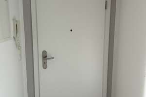 Stilvolle 3-Zimmer-Wohnung mit Balkon und EBK in Wiesbaden – Bärenstraße 2, 65183 Mitte, Wiesbaden – Vorschaubild 9