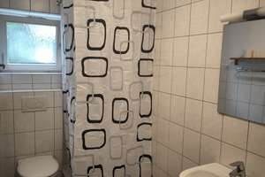 In ruhiger Wohnlage: 2-Zimmer-Erdgeschosswohnung in Karlsruhe-Neureut – Die vollständige Adresse der Immobilie erhältst du vom Anbieter., 76149 Neureut, Karlsruhe – Vorschaubild 5