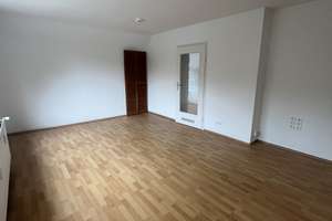 Frisch renovierte 3-Zimmer-Dachgeschosswohnung + 500 € MediaMarkt-Gutschein für mobiles Klimagerät – Burgwall 43, 38229 Gebhardshagen, Salzgitter – Vorschaubild 2