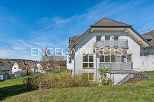 Großzügiges Familienhaus mit Einliegerbereich, sonniger Terrasse und idyllischem Garten in Schloß... – Die vollständige Adresse der Immobilie erhältst du vom Anbieter., 61479 Glashütten – Vorschaubild 3